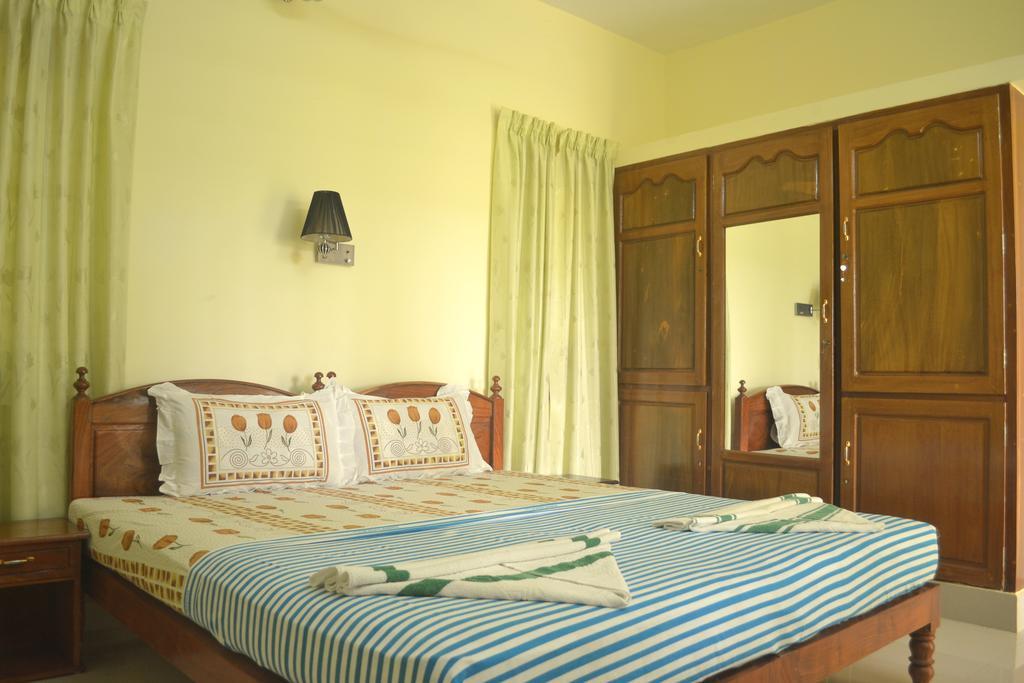 קובאלאם Ganesh Ayurveda Holiday Home Bed And Breakfast מראה חיצוני תמונה